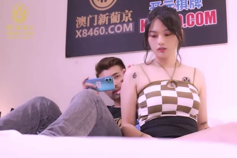 Chim anh vừa dài vừa to chịch lút cán làm em đau chảy nước mắt